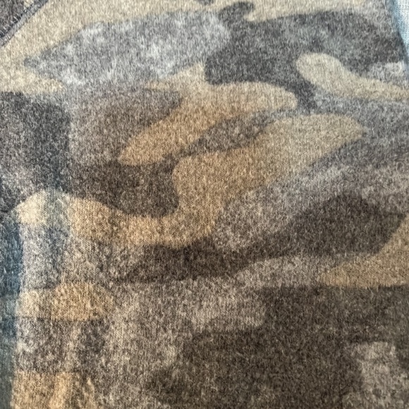 Women’s Peyton Jenson shirt - Picture 3 of 4